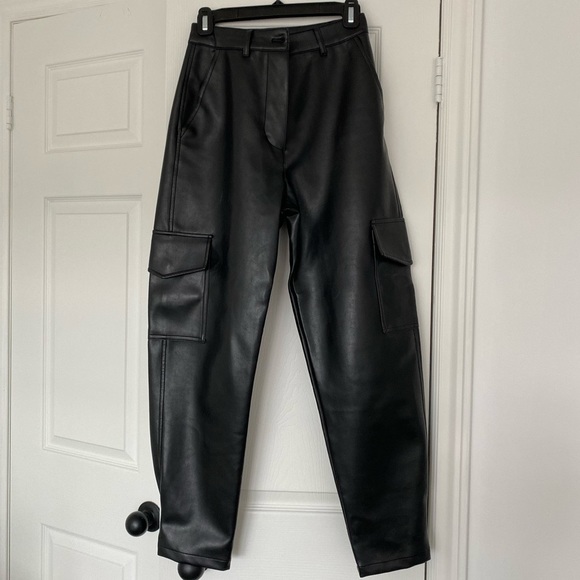 Aritzia Pants - ARITZIA LEATHER PANTS 🖤 *style no longer sold!*